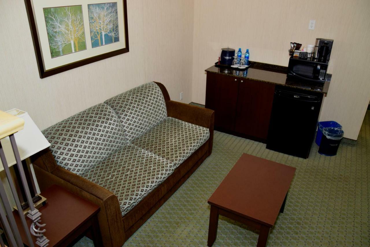Coast Lethbridge Hotel & Conference Centre מראה חיצוני תמונה