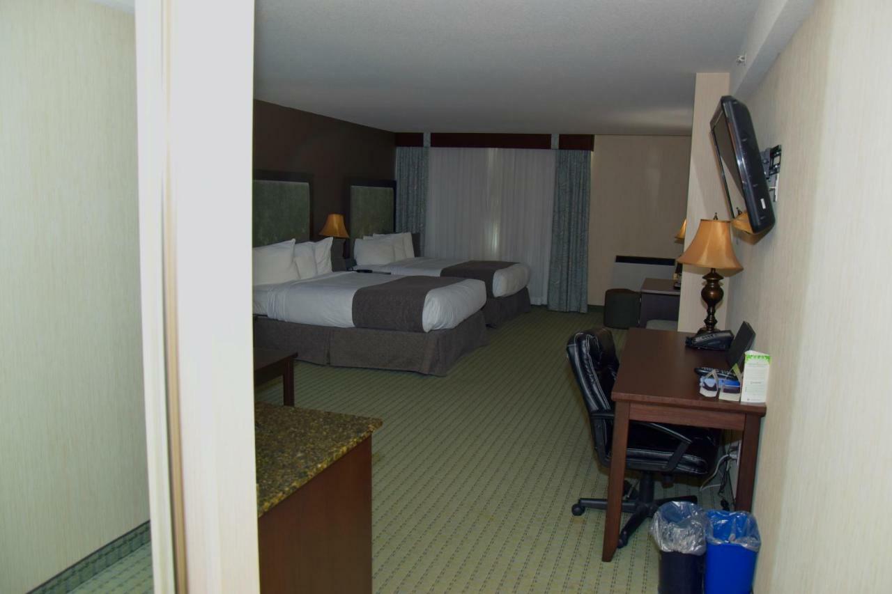 Coast Lethbridge Hotel & Conference Centre מראה חיצוני תמונה