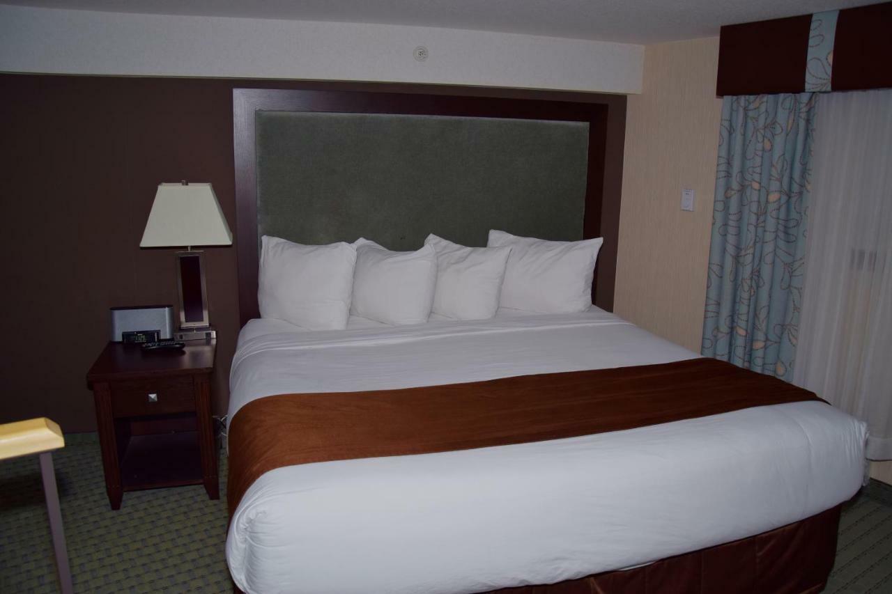 Coast Lethbridge Hotel & Conference Centre מראה חיצוני תמונה