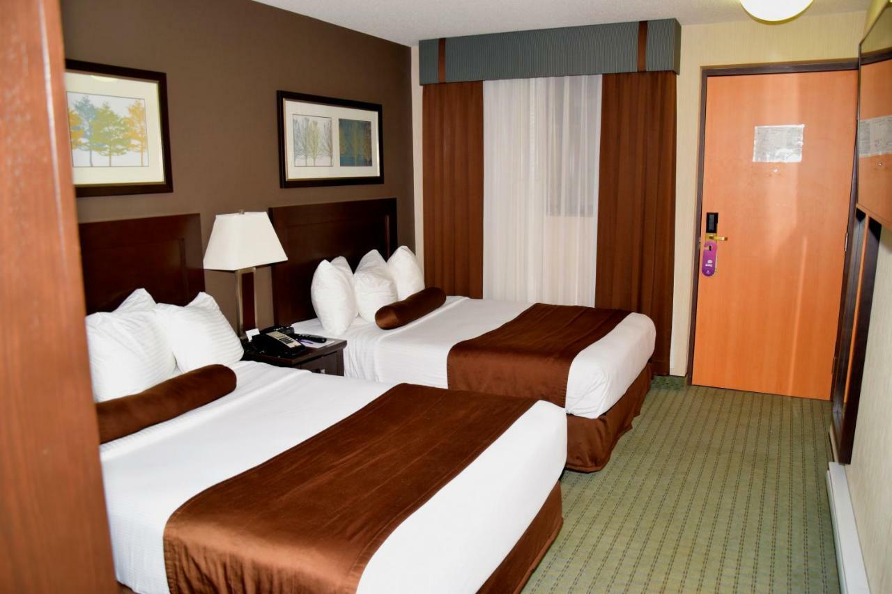 Coast Lethbridge Hotel & Conference Centre מראה חיצוני תמונה