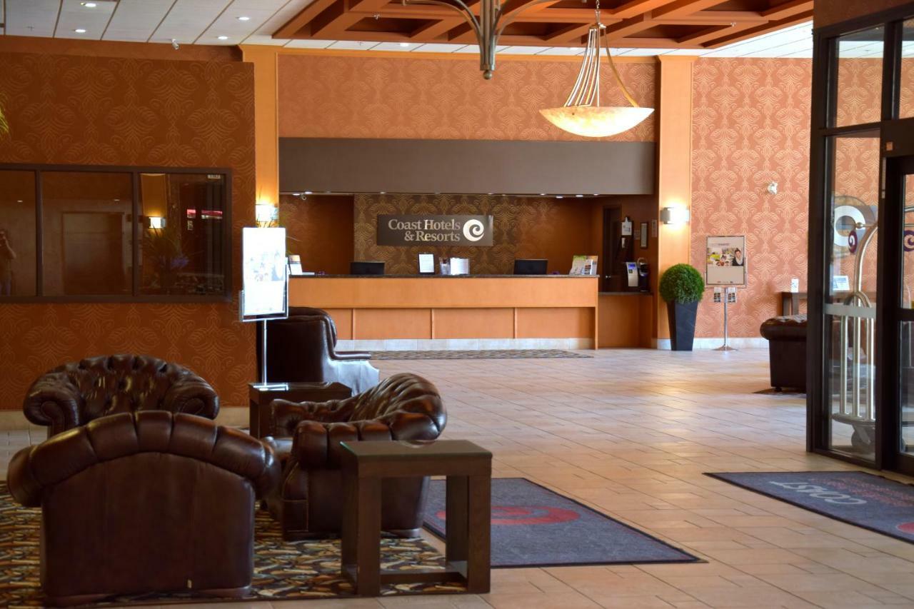 Coast Lethbridge Hotel & Conference Centre מראה חיצוני תמונה